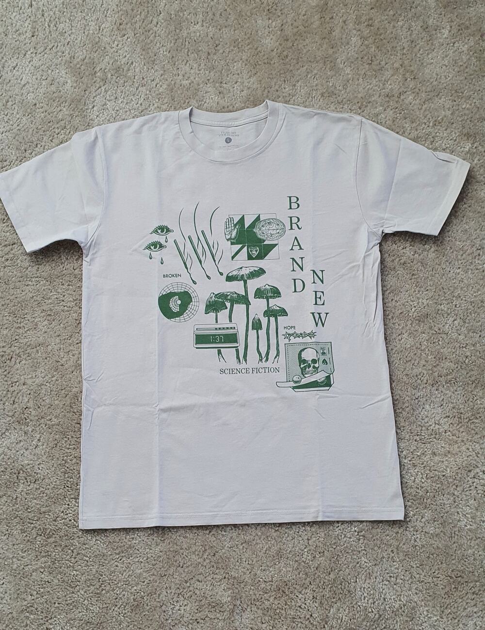 Broken Hope Tee Brand New T-Shirt Mens Large Casual Graphic Print